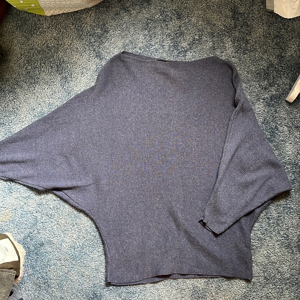 Athletic yoga sweater